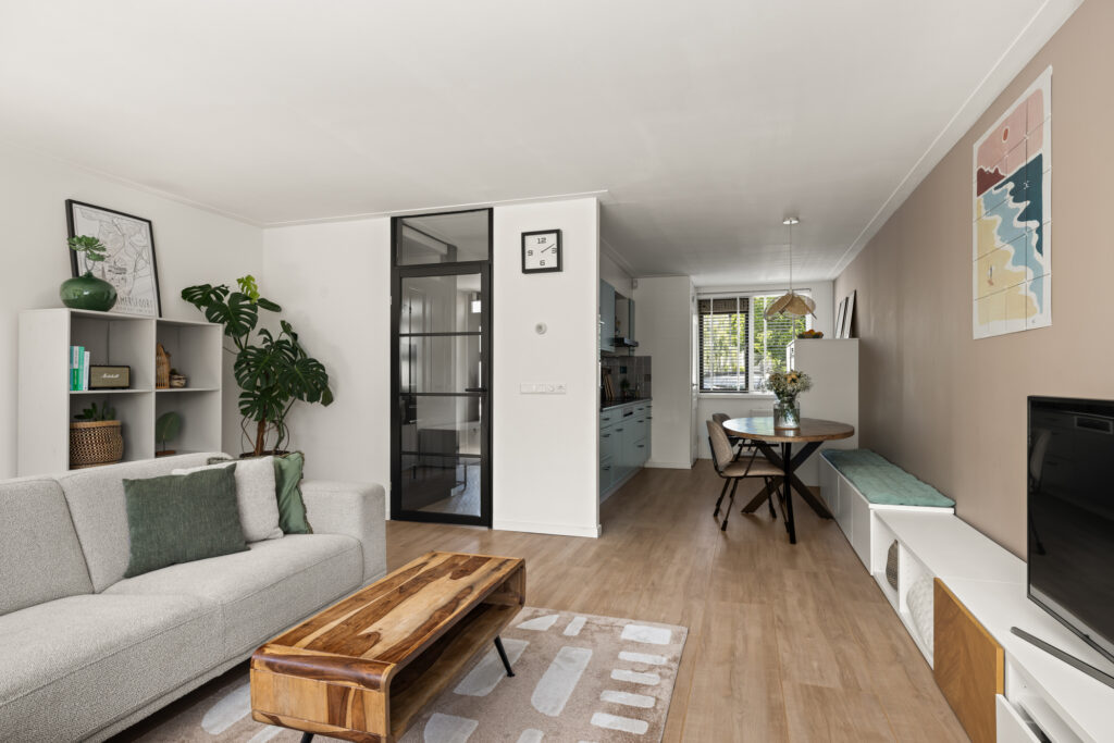 Hoekwoning te koop: Bezuidenhout 20, Amersfoort