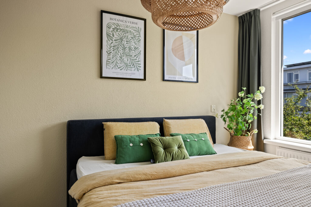Hoekwoning te koop: Bezuidenhout 20, Amersfoort