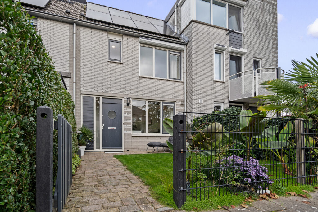 Tussenwoning te koop: De Heerd 23, Hoevelaken