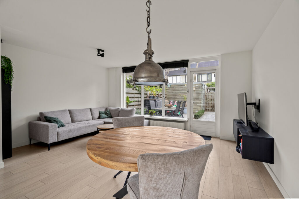 Tussenwoning te koop: De Heerd 23, Hoevelaken