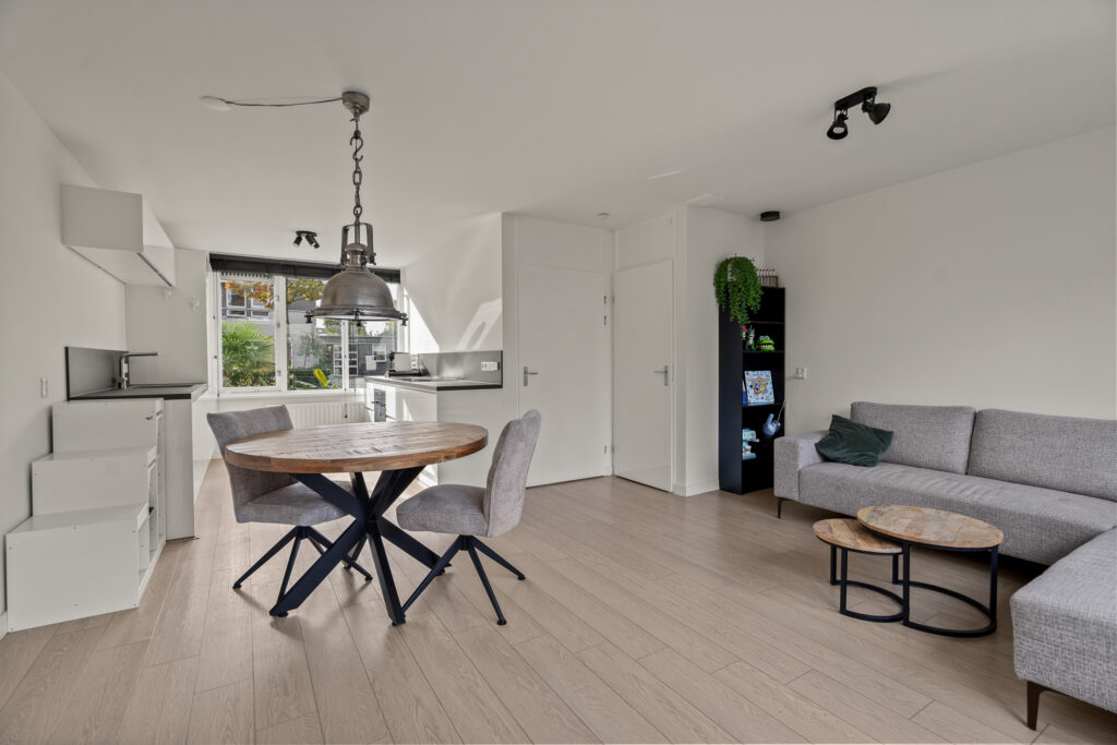 Tussenwoning te koop: De Heerd 23, Hoevelaken