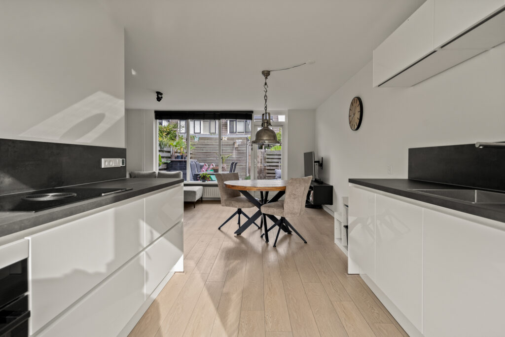 Tussenwoning te koop: De Heerd 23, Hoevelaken