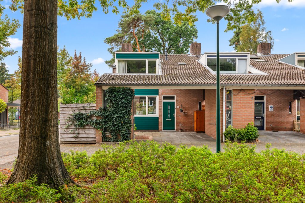 Corner house for sale: Apollo 47, Soesterberg Oost Soesterberg